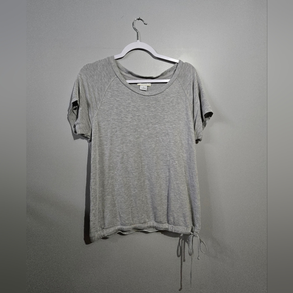 Liz Claibotne comfy Gray Women's Tee, L